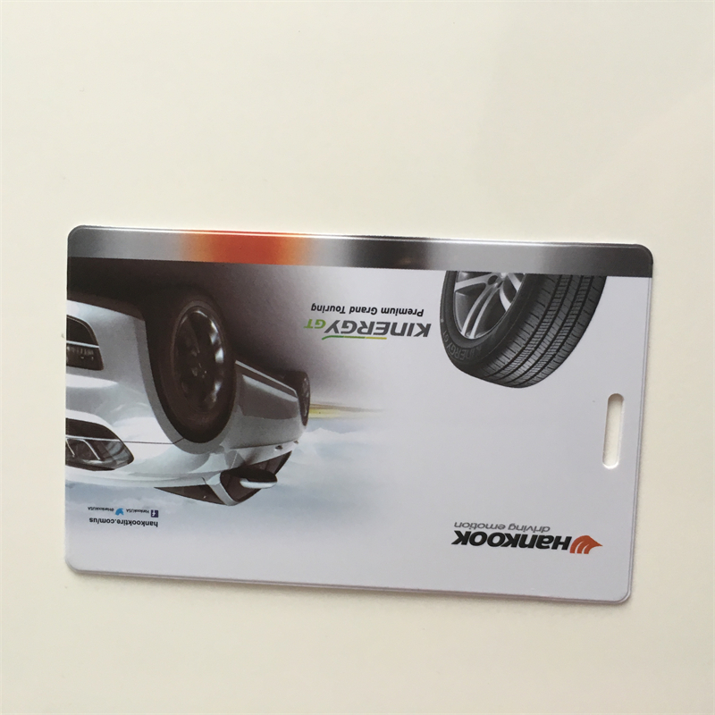 Voltage luggage tag