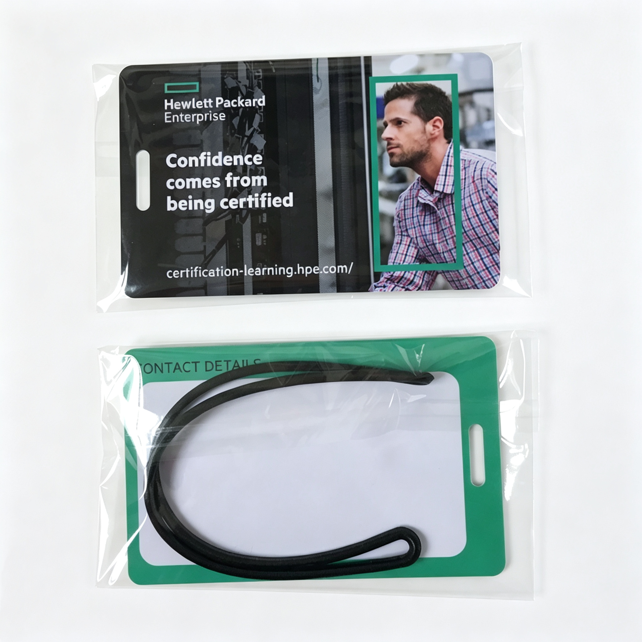 Single-piece luggage tag